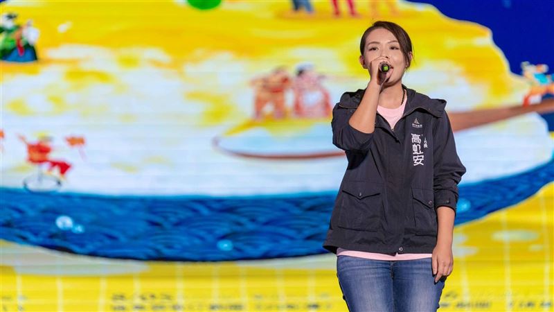 高虹安助理自願上繳加班費？他批奴隸制度