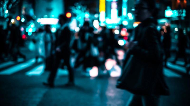 男子尾隨落單女子企圖性侵。（示意圖／翻攝自Pakutaso）