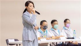 高虹安被控在立法委員任內涉詐領助理費新台幣46萬元，檢察官8月14日依貪污治罪條例、偽造文書等罪起訴。（圖/翻攝自高虹安臉書）

