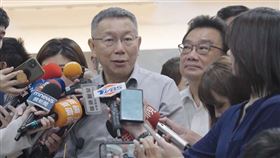 柯文哲參訪基隆一太e衛浴。(圖/民眾黨提供)
