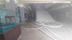 台大化工系驚傳爆炸，10名學生被熱油噴濺後燙傷送醫。（圖／翻攝畫面）