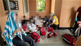  台大化工系驚傳爆炸，10名學生被熱油噴濺後燙傷送醫。（圖／翻攝畫面）