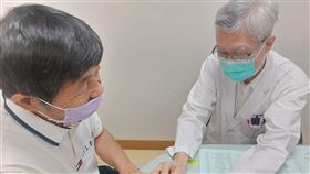67歲男子，抽菸，12年心肌梗塞發作6次，支架裝10次。(圖／大甲光田醫院提供)