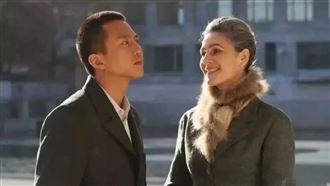 陪大他38歲女星13年！他獲300億卻後悔了