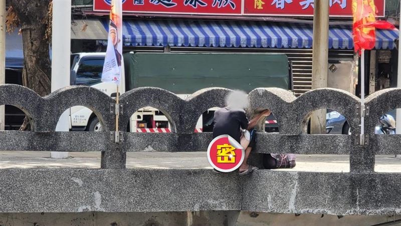 基隆裸臀男橋邊上大號！謝國樑要求嚴辦