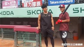 ▲林岱安（左）與林子堂兄弟檔首場就遭遇，可惜彼此沒機會對戰。（圖／記者俞聖律攝影）