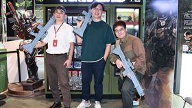 香港設計師攜手玩具品牌  打造智能無人販賣機