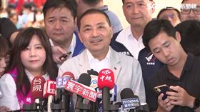 ▲侯友宜出席「全國婦女、新住民團體領袖挺侯後援會成立大會」後受訪