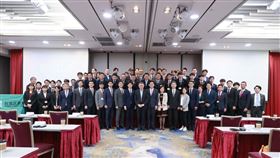 ▲日本自民黨青年局海外研修團拜會台灣民眾黨、黨主席柯文哲（圖／民眾黨提供）