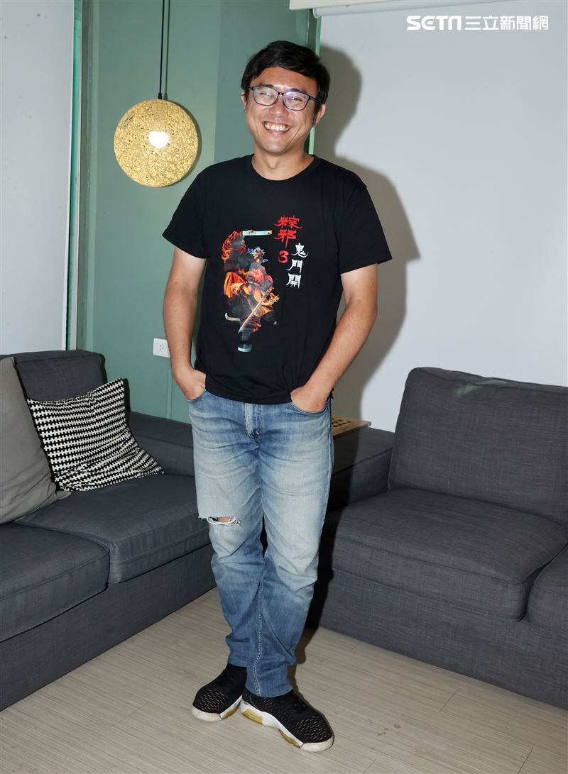  「粽邪3」導演廖士涵三立新聞網專訪。（圖／記者邱榮吉攝）