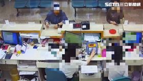 北市曹女購買玩具鈔掉包男友現金遭逮。（圖／翻攝畫面）