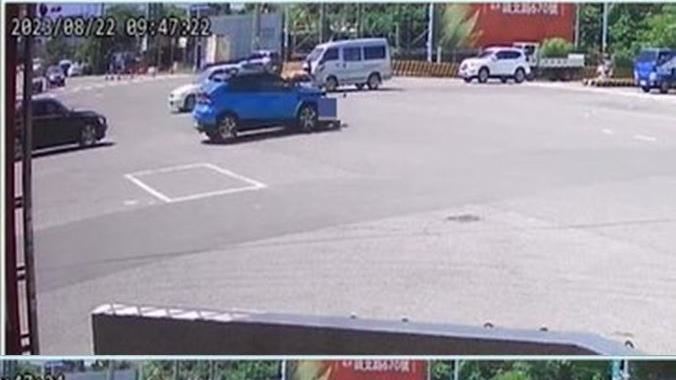7旬嬤騎車疑恍神闖紅燈　遭攔腰撞破頭亡