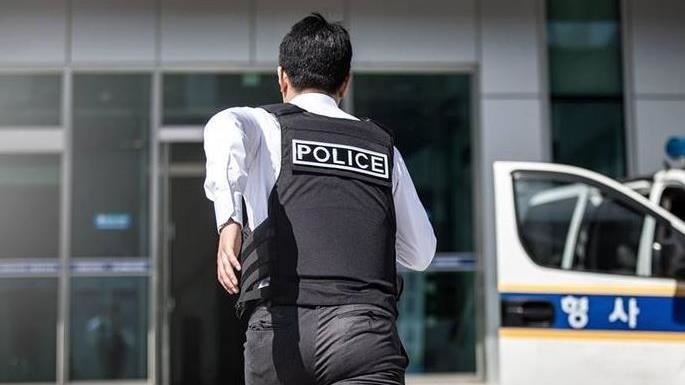 南韓忠清南道瑞山盈德高速公路今稍早發生重大連環車禍，警方已到場處理事故。（示意圖，圖中人物與本案無關／翻攝自대한민국 경찰청臉書）