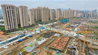 陸銀年末拋售「7萬法拍房」房市恐再下探