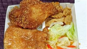 便當,雙主菜,雞腿,排骨,台南(翻攝自 爆廢公社)