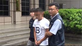 刑事局偵三大隊破獲香氛蠟燭內藏安毒的跨國運毒集團，逮捕幕後主嫌林男。（圖／翻攝畫面）