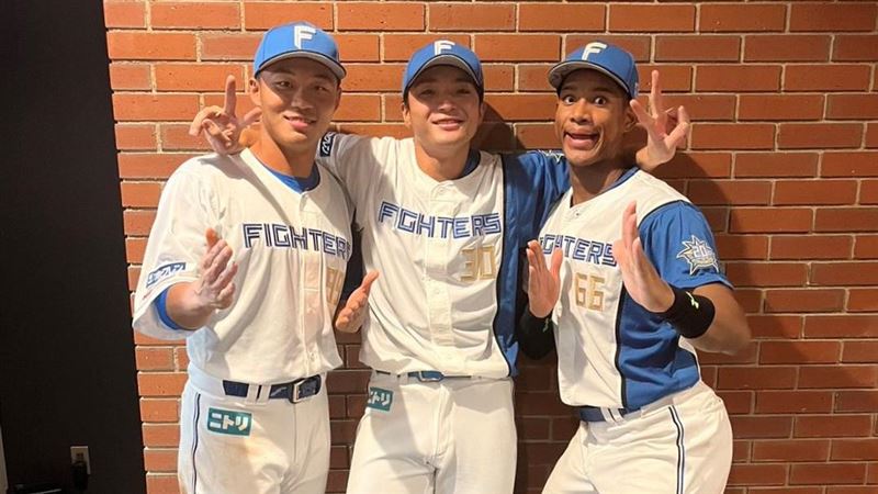 3場主場都站上英雄舞台　大王感性訴心境