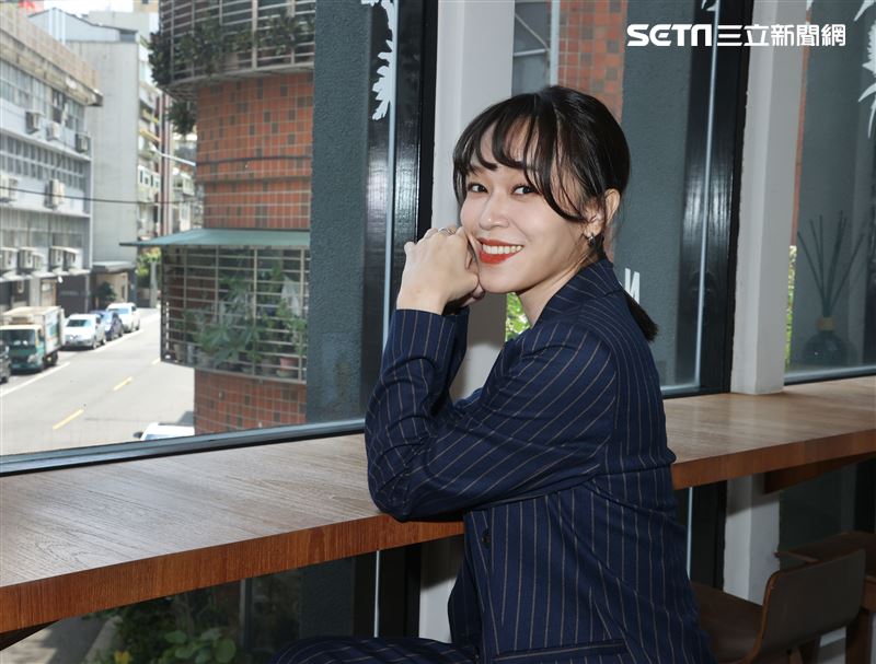 「地獄里長」盛平三立新聞網專訪。（圖/記者邱榮吉攝影）