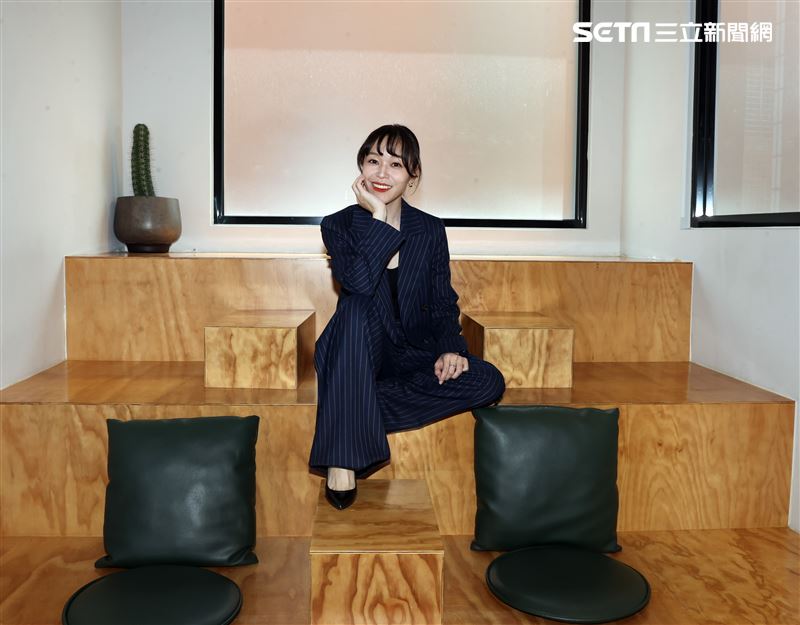 「地獄里長」盛平三立新聞網專訪。（圖/記者邱榮吉攝影）