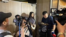 賴品妤疑似被推爆衝突。（圖／記者簡浩正攝影）