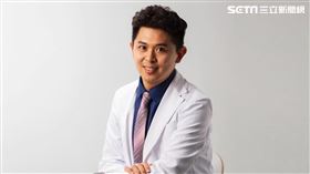 醫師杜承哲。（圖／翻攝自杜承哲醫師臉書粉絲頁）