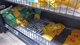 中國出現囤鹽風潮。（圖／翻攝自揚州新聞廣播）