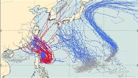 未來10日，熱帶系統的路徑潛勢圖（系集預報）。（圖／翻攝自天氣風險 WeatherRisk臉書粉專）