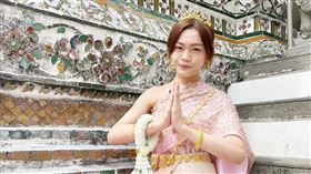 大胃王小慧體驗泰國傳統服飾