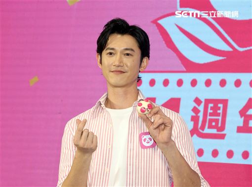 吳慷仁出席外送平台活動遭催求婚邵雨薇。（圖/記者邱榮吉攝影）