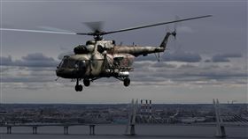 俄飛行員駕Mi-8直升機叛逃烏東（圖／路透社／達志影像）