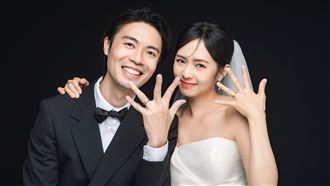 最美校花公開絕美婚紗照　婚禮日期曝光了
