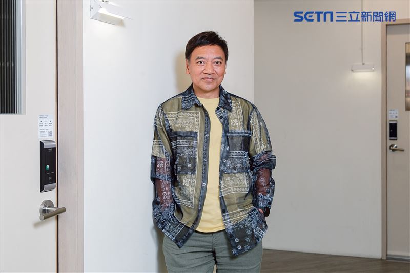 施孝榮三立新聞網專訪。（圖／記者楊澍攝影）