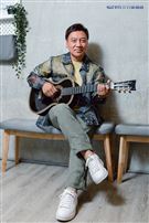 施孝榮三立新聞網專訪。（圖／記者楊澍攝影）