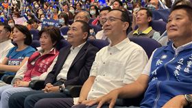 朱立倫、侯友宜出席全國暨北區醫事團體侯友宜侯援會成立大會。（圖／國民黨提供）