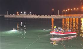 車禍,南寮漁港,墜海,彌陀,高雄