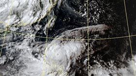 強颱蘇拉逼近！週三、週四對台影響最大　未來6日天氣1圖看懂
