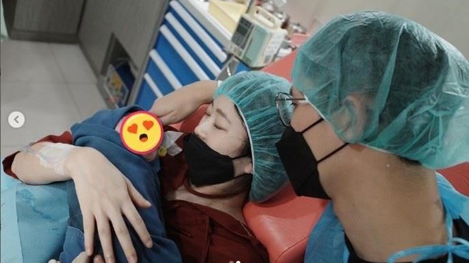 兒頭大9.9公分一度卡住　晏柔中生到虛脫