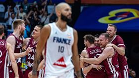 拉脫維亞爆冷逆轉法國，小組賽取得兩勝率先晉級。（圖／翻攝自FIBA官網）