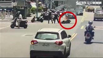 新莊阿伯騎車自摔！　機車瞬間成火球