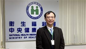 健保署長石崇良說明指示用藥缺藥問題。（圖／記者簡浩正攝影）
