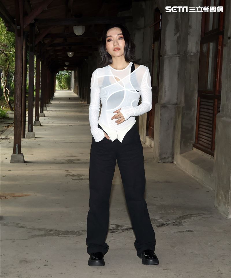 閻奕格三立新聞網專訪。（圖/記者邱榮吉攝影）