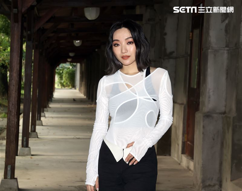 閻奕格三立新聞網專訪。（圖/記者邱榮吉攝影）