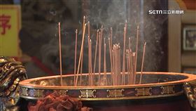 拜拜，插香，香爐。中元節怎補財庫？專家：花擺東方可催財、私房錢藏8寶位