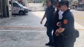 49歲陳男8月9日闖入內湖一處民宅行竊。（圖／翻攝畫面）