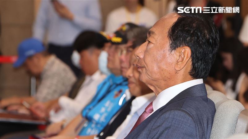 幫郭台銘連署？醫：慎防選前之夜操作棄保