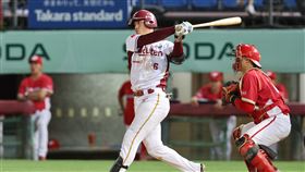 ▲林承飛敲出追平的2分打點二壘打，拿下單場MVP。（圖／樂天桃猿球團提供）