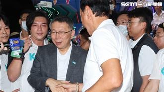 郭台銘請君入甕？柯被設計or將計就計？