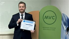 高端疫苗國際事業發展處副總Paul F. Torkehagen說明授權高端的COVID-19技術。（圖／記者簡浩正攝影）