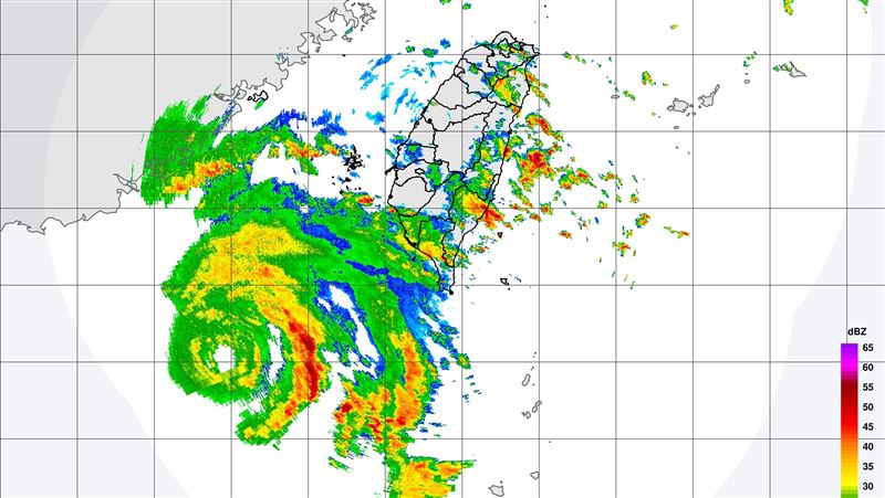 蘇拉灌雨！豪雨特報持續中　大豪雨炸台東
