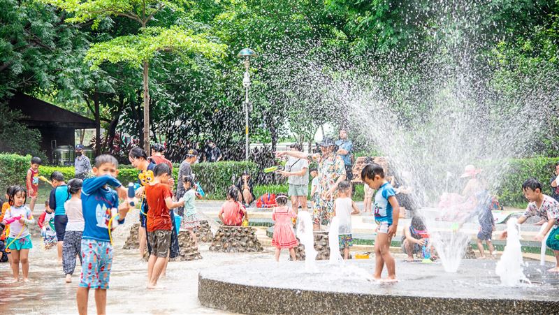 暑假結束　新北4公園戲水池9月起假日限定